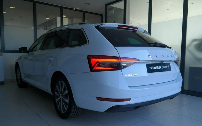 Skoda Superb cena 169900 przebieg: 5, rok produkcji 2024 z Opalenica małe 436